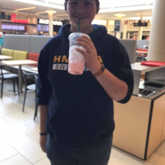 Meet your Posher, Zachary - Picture 1 of 1